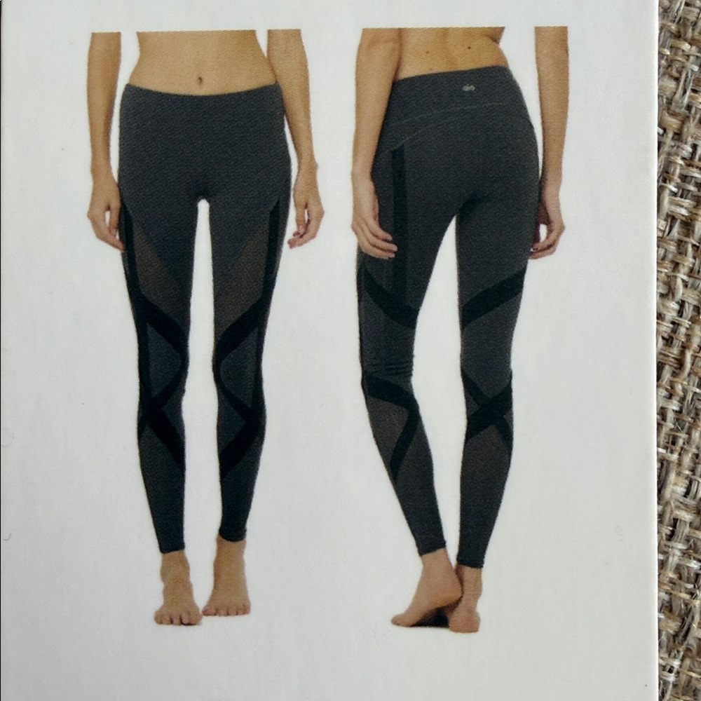 NWT Alo High-waist Bandage Legging Black , XS - Picture 4 of 14